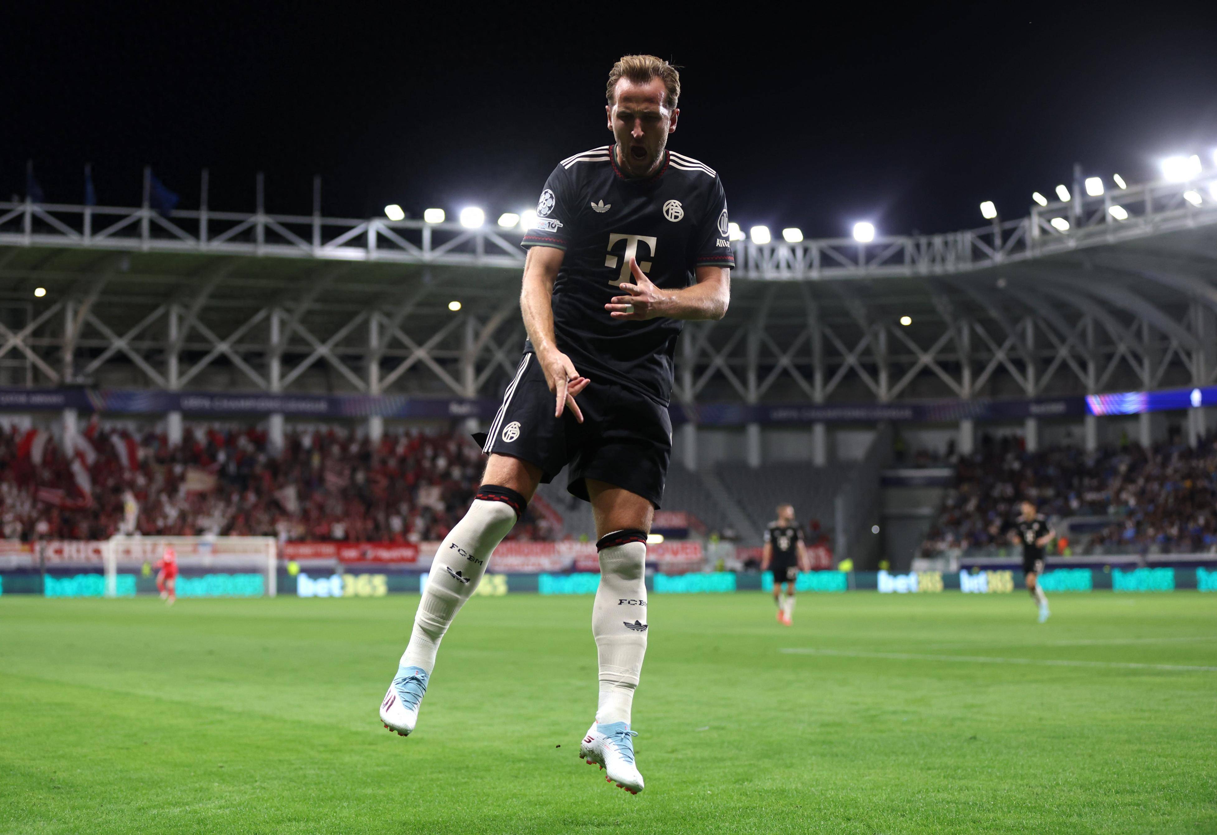 详细阅读:九游娱乐-战术调整引发热议!,凯恩在拜仁比赛中重要助攻比赛高潮迭起的简单介绍 九游娱乐-战术调整引发热议!,凯恩在拜仁比赛中重要助攻比赛高潮迭起的简单介绍