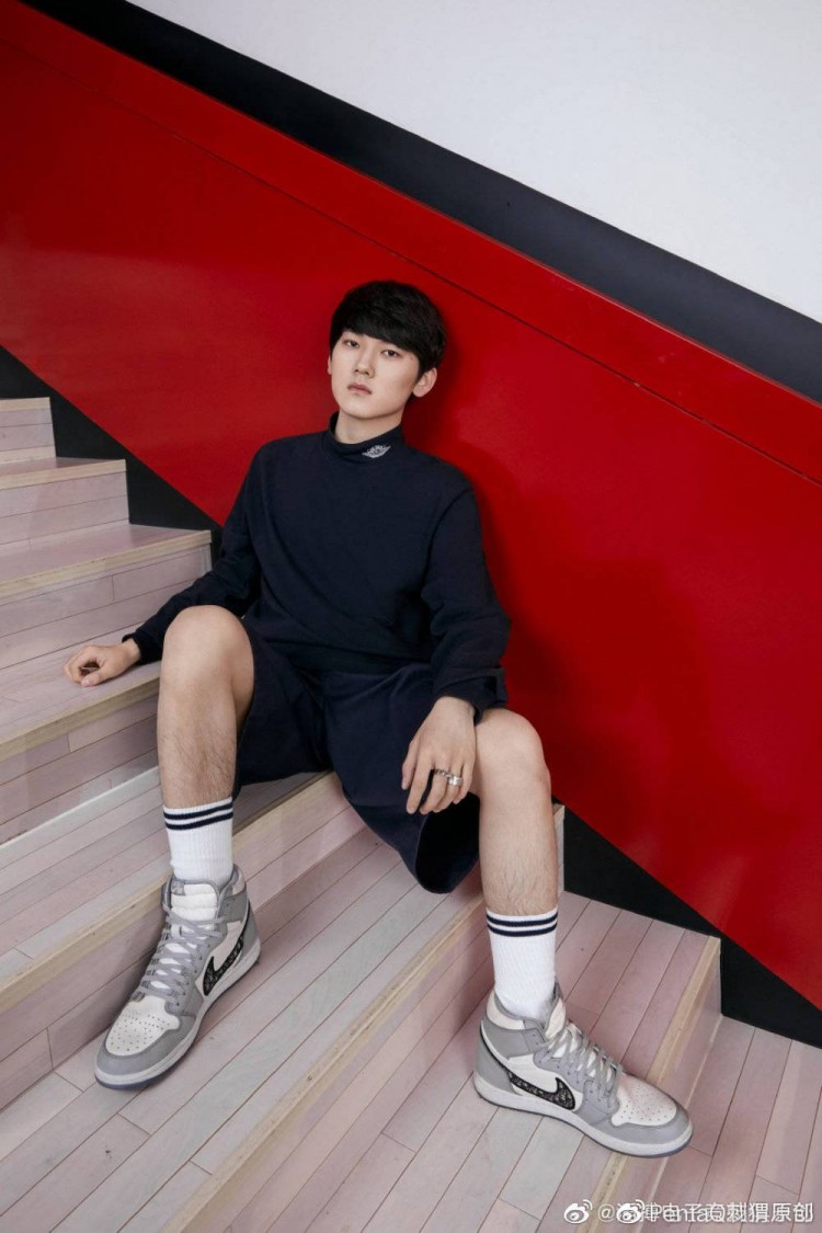 九游娱乐-JackeyLove迎来二十赛季高光表现,DWG球迷沸腾!的简单介绍